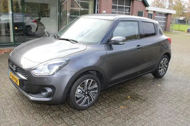 Photo 1 : Suzuki Swift 2023 Hybride