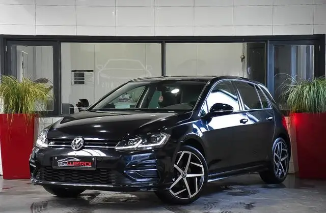 Photo 1 : Volkswagen Golf 2019 Petrol