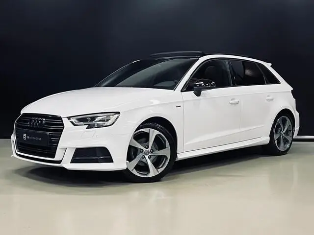 Photo 1 : Audi A3 2016 Petrol