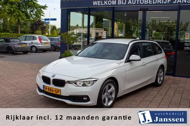 Photo 1 : Bmw Serie 3 2019 Petrol