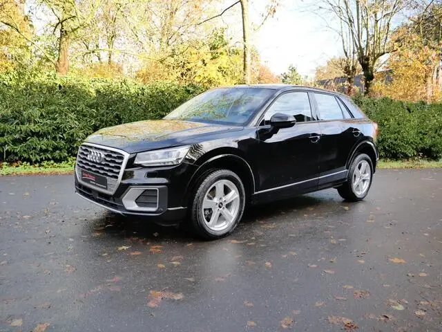 Photo 1 : Audi Q2 2020 Petrol