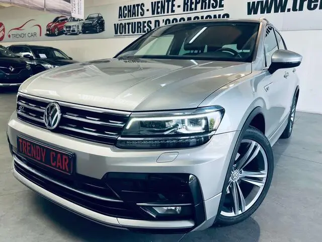 Photo 1 : Volkswagen Tiguan 2018 Essence