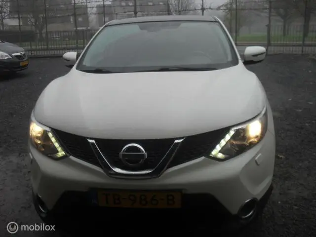 Photo 1 : Nissan Qashqai 2015 Petrol