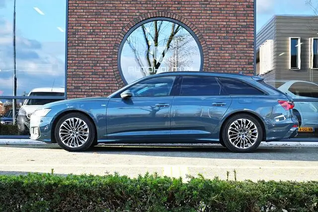 Photo 1 : Audi A6 2022 Hybride