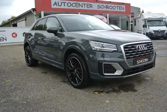 Photo 1 : Audi Q2 2019 Petrol