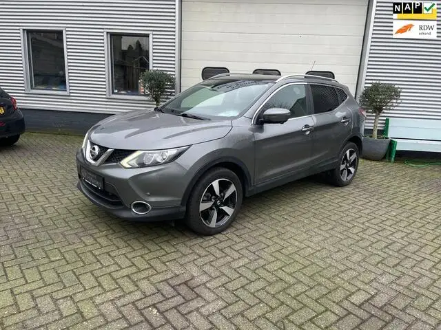 Photo 1 : Nissan Qashqai 2017 Petrol