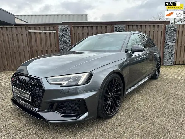 Photo 1 : Audi Rs4 2018 Essence