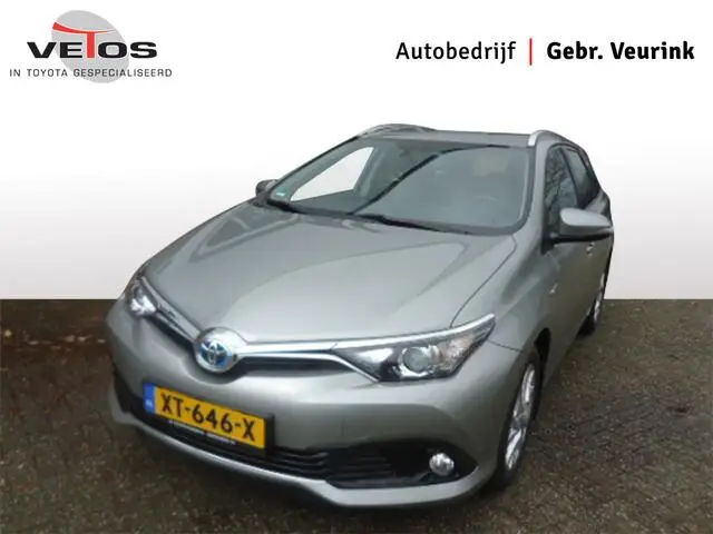 Photo 1 : Toyota Auris 2016 Hybrid