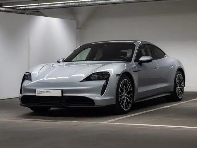 Photo 1 : Porsche Taycan 2021 Electric