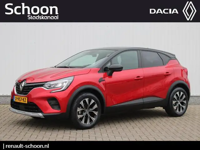 Photo 1 : Renault Captur 2023 Petrol