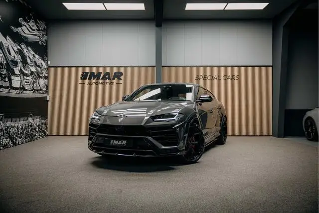 Photo 1 : Lamborghini Urus 2022 Petrol