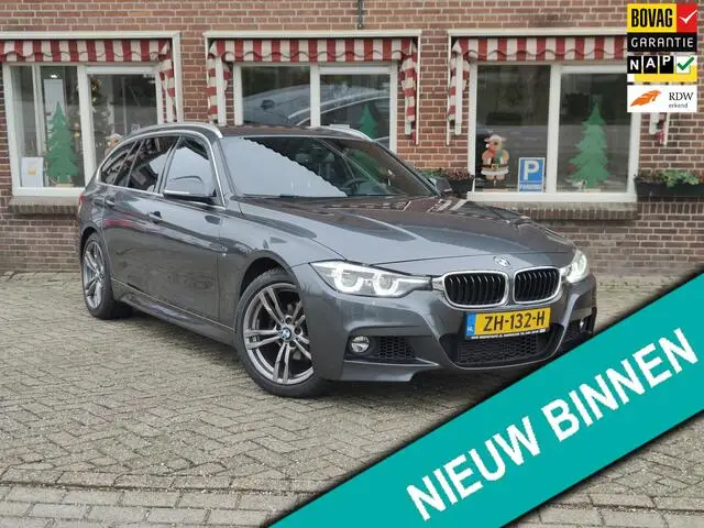 Photo 1 : Bmw Serie 3 2019 Essence