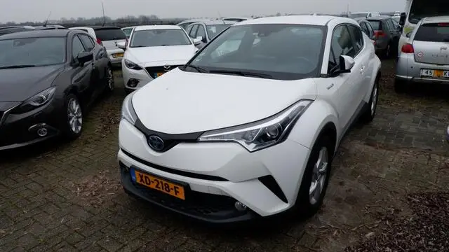 Photo 1 : Toyota C-hr 2018 Hybrid