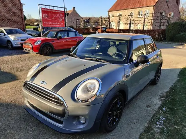 Photo 1 : Mini One 2016 Petrol