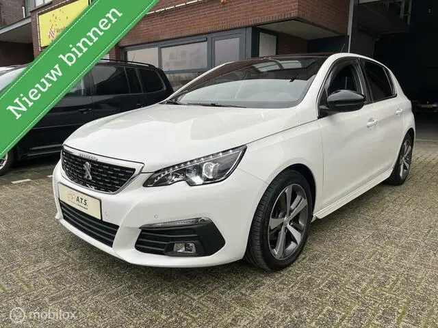 Photo 1 : Peugeot 308 2019 Essence