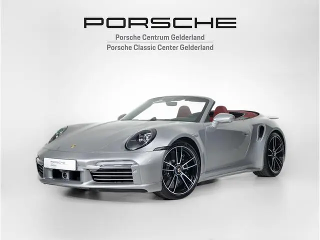 Photo 1 : Porsche 911 2021 Essence