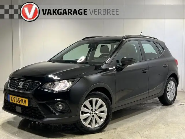 Photo 1 : Seat Arona 2021 Petrol