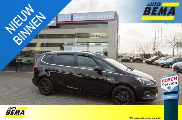 Photo 1 : Opel Zafira 2017 Petrol