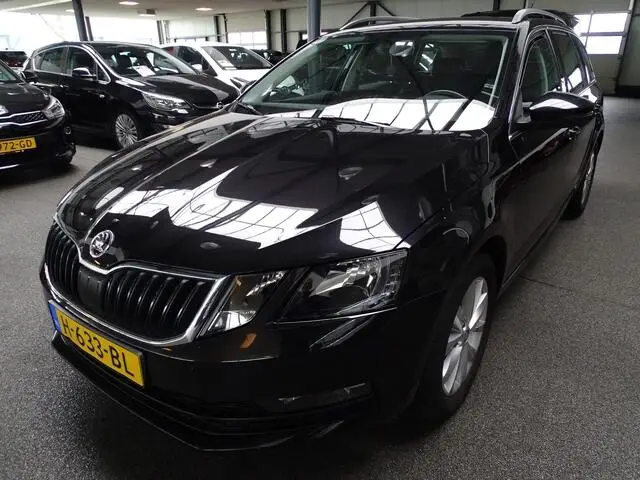 Photo 1 : Skoda Octavia 2020 Petrol