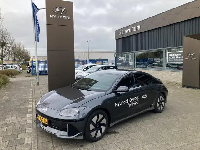 Photo 1 : Hyundai Ioniq 2023 Electric