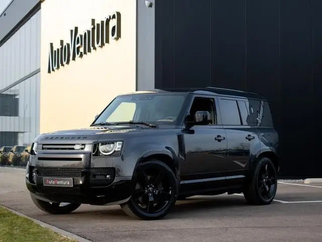 Photo 1 : Land Rover Defender 2024 Hybride