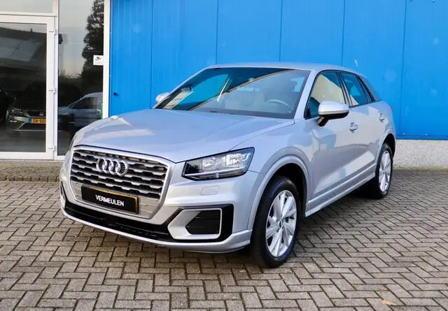 Photo 1 : Audi Q2 2020 Essence