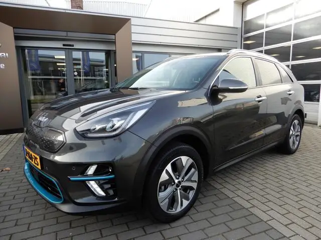 Photo 1 : Kia E-niro 2022 Électrique