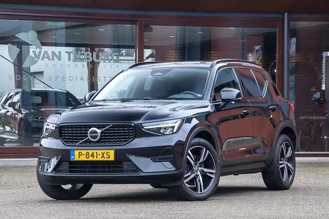 Photo 1 : Volvo Xc40 2022 Hybride