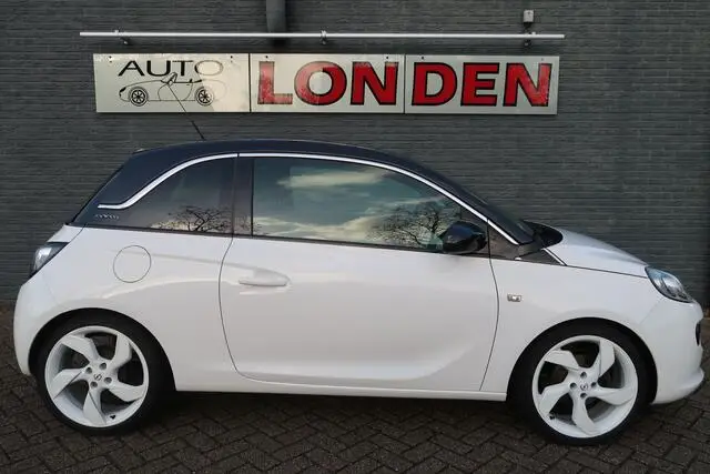 Photo 1 : Opel Adam 2015 Petrol