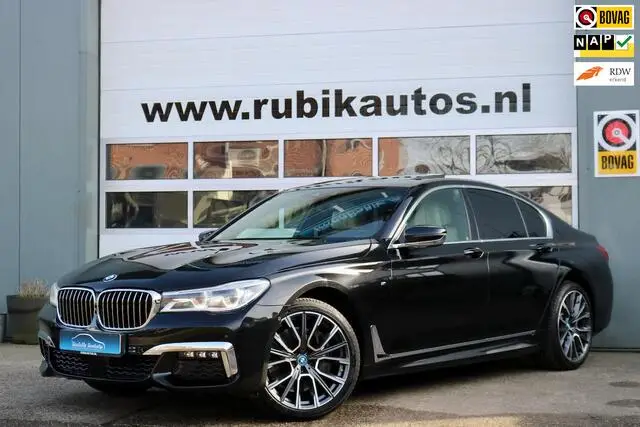 Photo 1 : Bmw Serie 7 2016 Petrol