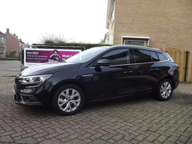 Photo 1 : Renault Megane 2019 Petrol