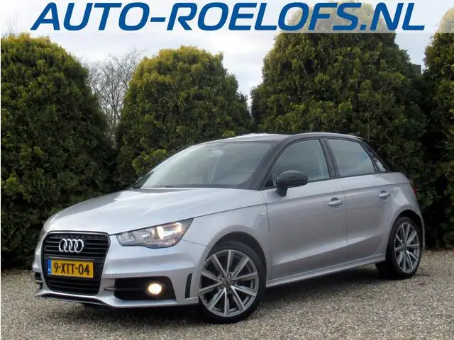 Photo 1 : Audi A1 2015 Petrol