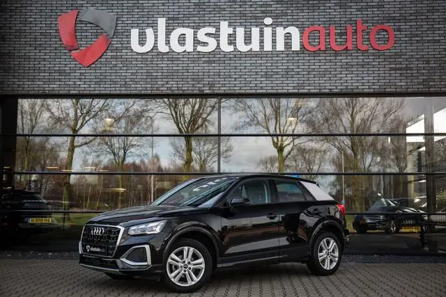 Photo 1 : Audi Q2 2023 Essence