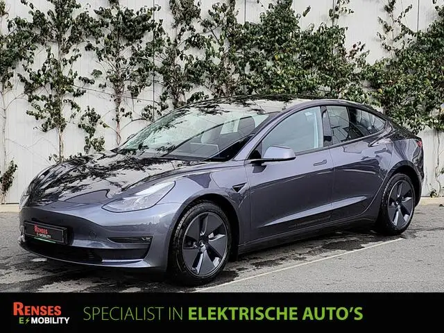 Photo 1 : Tesla Model 3 2022 Electric