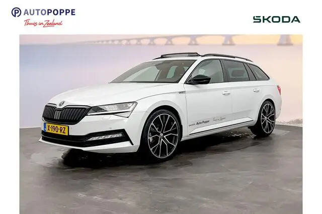 Photo 1 : Skoda Superb 2024 Essence