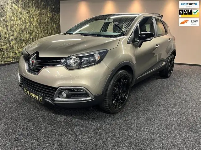 Photo 1 : Renault Captur 2016 Petrol