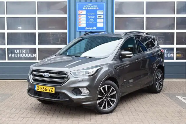 Photo 1 : Ford Kuga 2018 Petrol