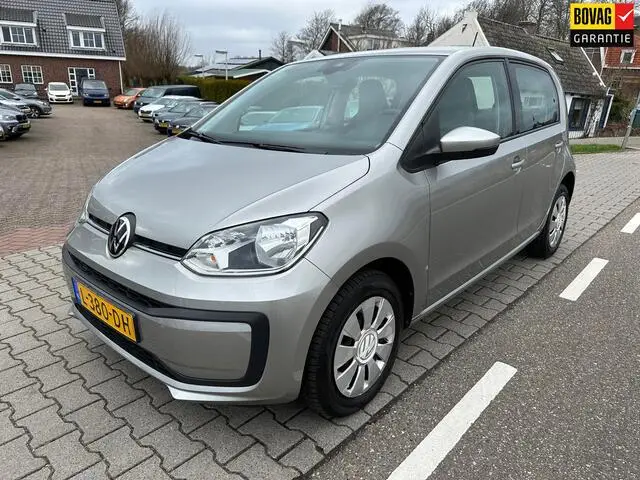 Photo 1 : Volkswagen Up! 2021 Petrol