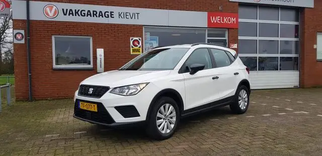 Photo 1 : Seat Arona 2018 Petrol