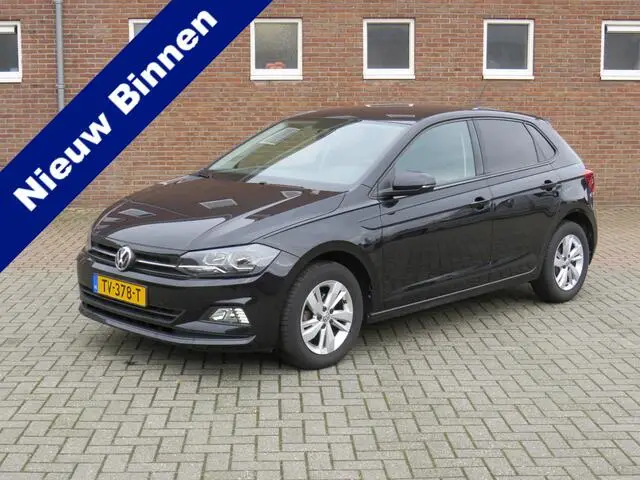 Photo 1 : Volkswagen Polo 2018 Petrol