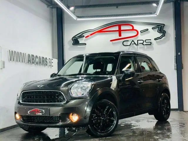 Photo 1 : Mini One 2016 Petrol