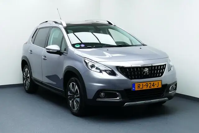 Photo 1 : Peugeot 2008 2017 Petrol