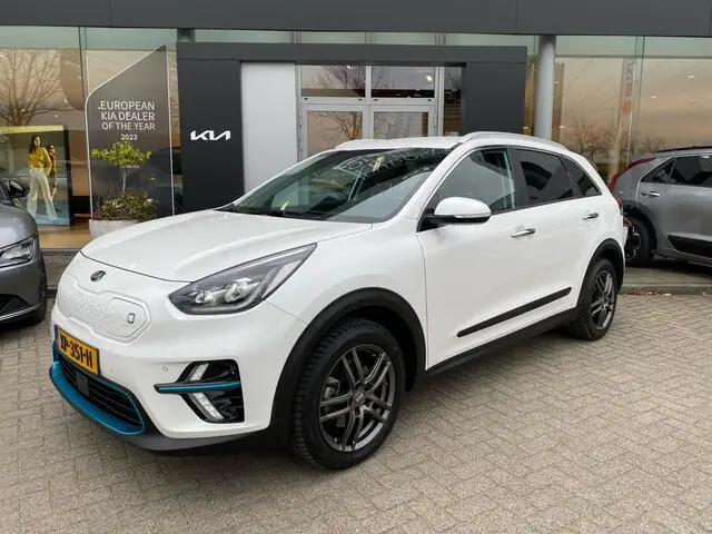 Photo 1 : Kia E-niro 2019 Électrique