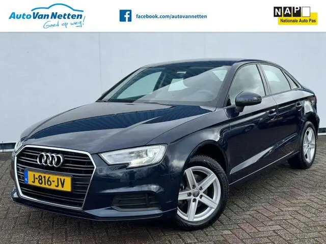 Photo 1 : Audi A3 2020 Petrol