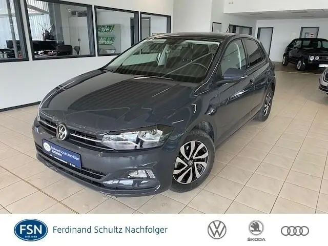 Photo 1 : Volkswagen Polo 2021 Petrol