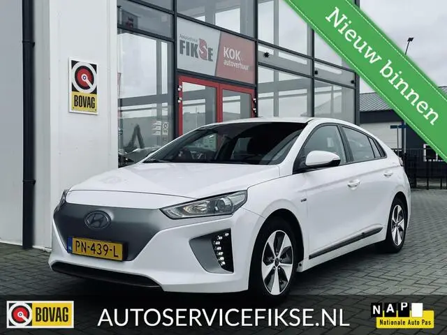 Photo 1 : Hyundai Ioniq 2017 Électrique