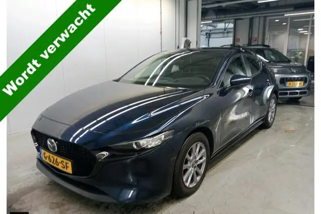 Photo 1 : Mazda 3 2019 Hybride