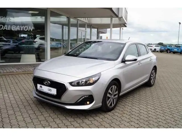 Photo 1 : Hyundai I30 2019 Petrol