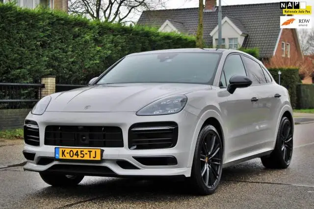 Photo 1 : Porsche Cayenne 2021 Hybrid