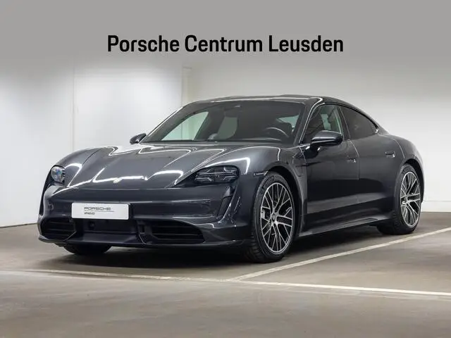Photo 1 : Porsche Taycan 2020 Electric